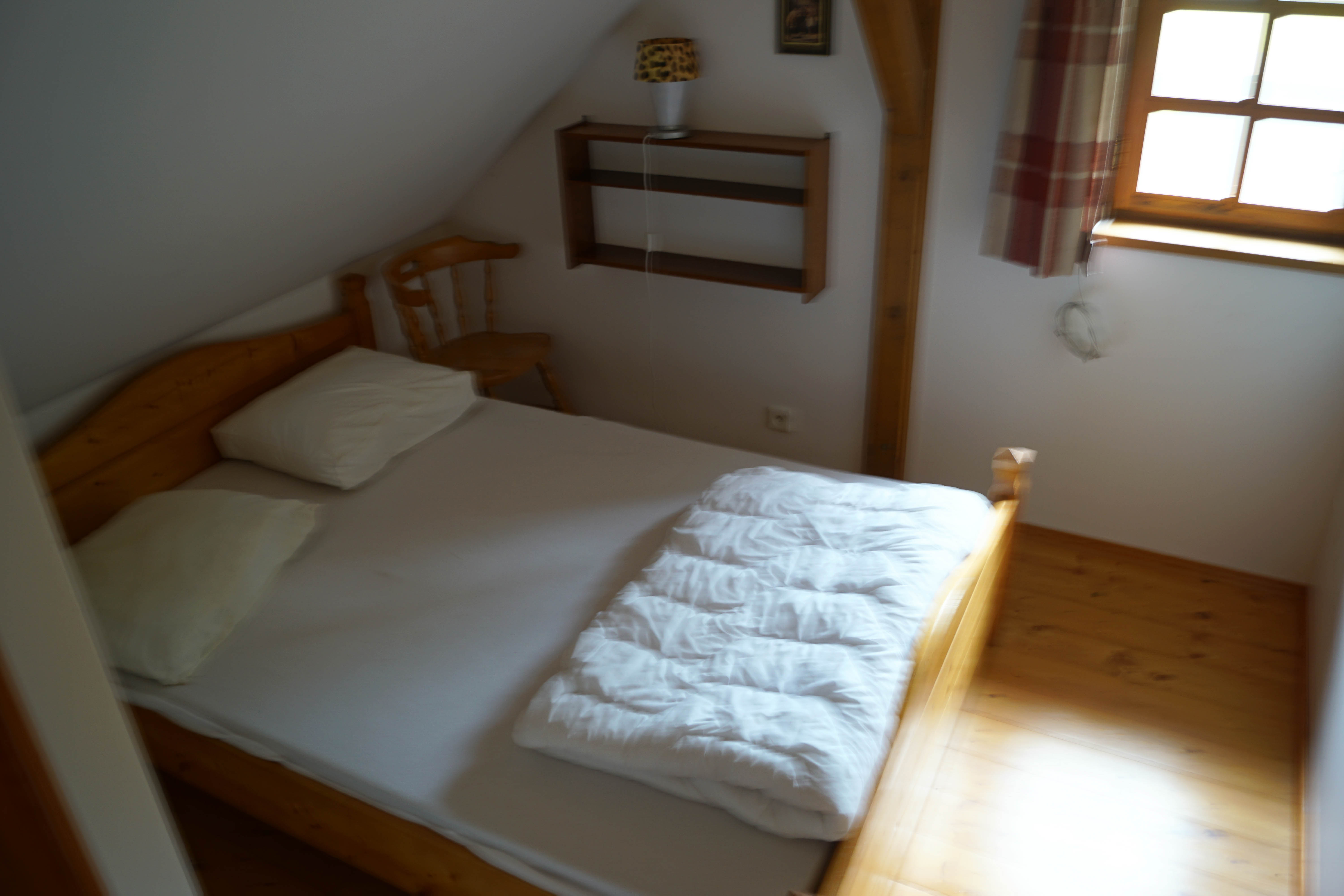 Slaapkamer, huis te koop in rustig plaatsje Reuzengebergte, Tsjechische Republiek.