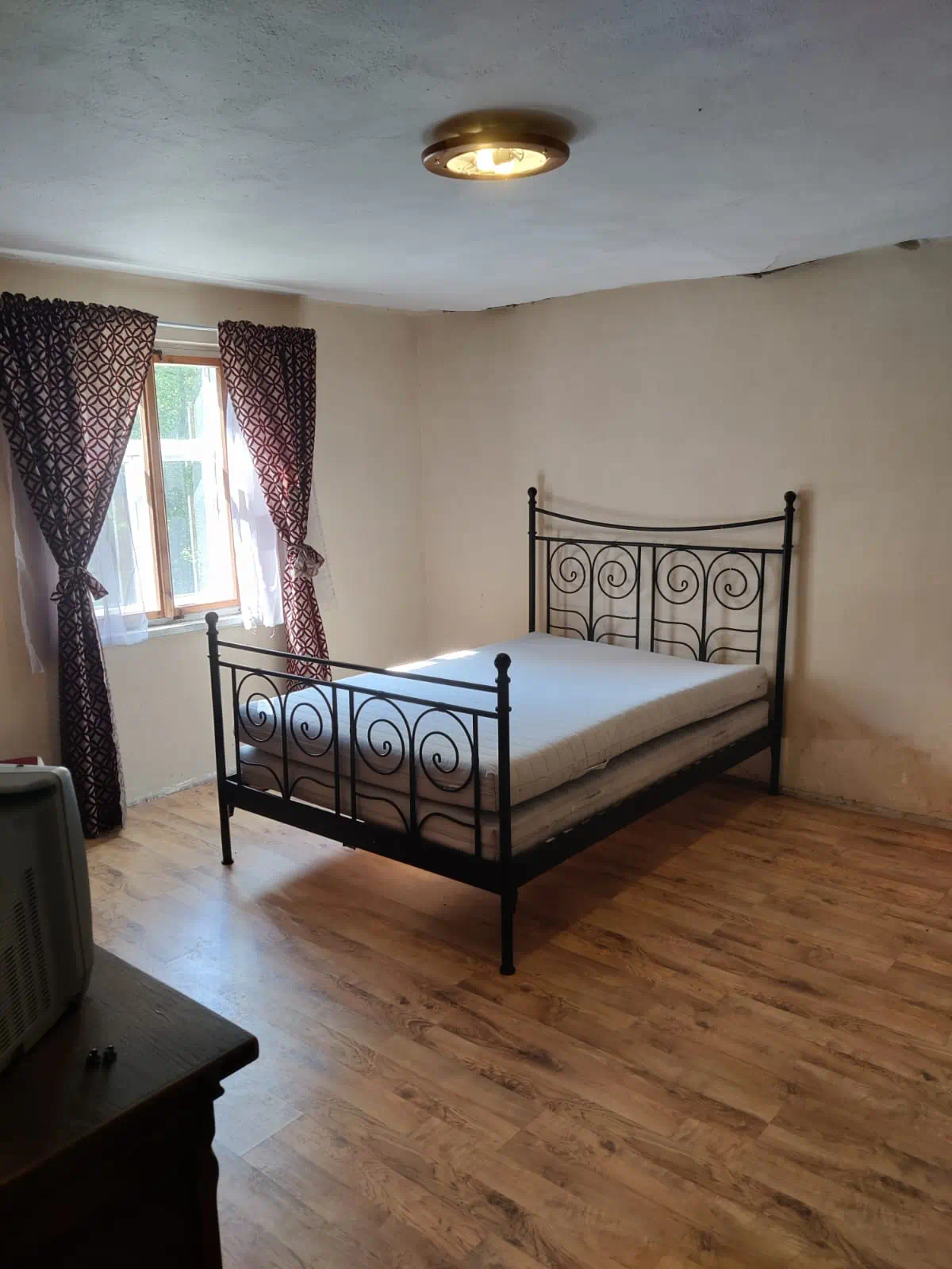 Luxe, grote villa (8-persoons) met ruime tuin, vrij uitzicht, nabij Liberec en Reuzengebergte